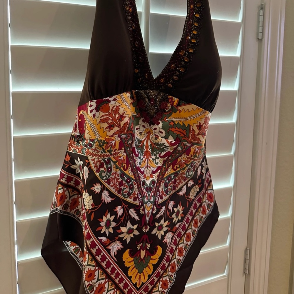 ISO Cache beaded halter top in XS/S